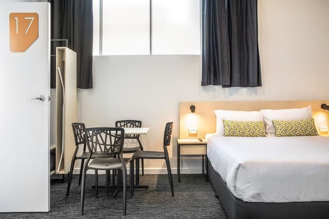 One Bedroom Apartment