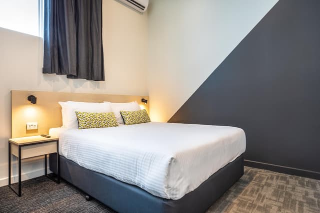 One Bedroom Apartment