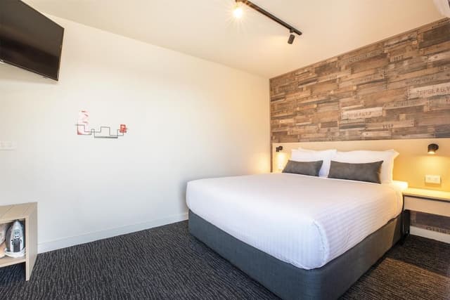 Studio, 1 Queen Bed