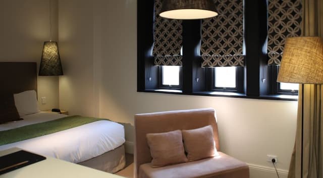 Standard Suite