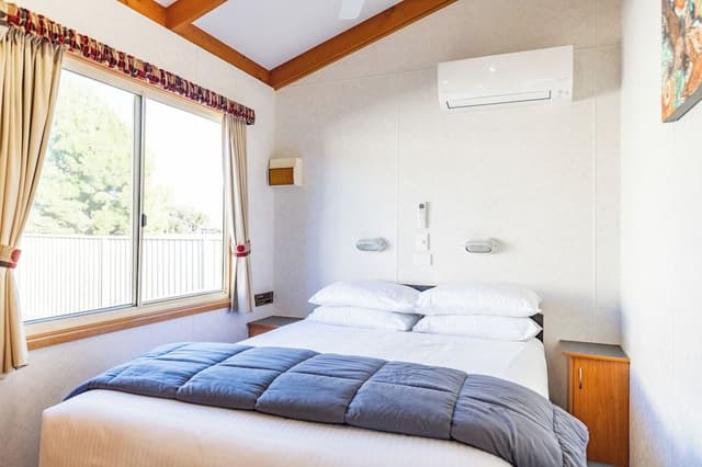 Deluxe Cabin