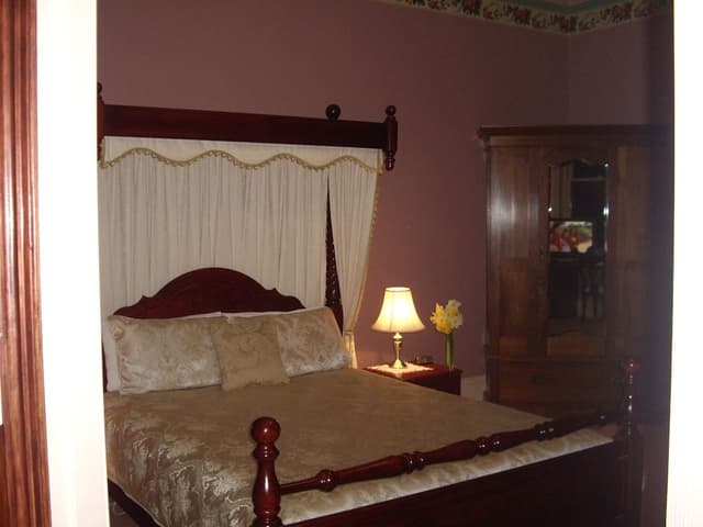 Deluxe Room, 1 Bedroom, Jetted Tub, Garden View