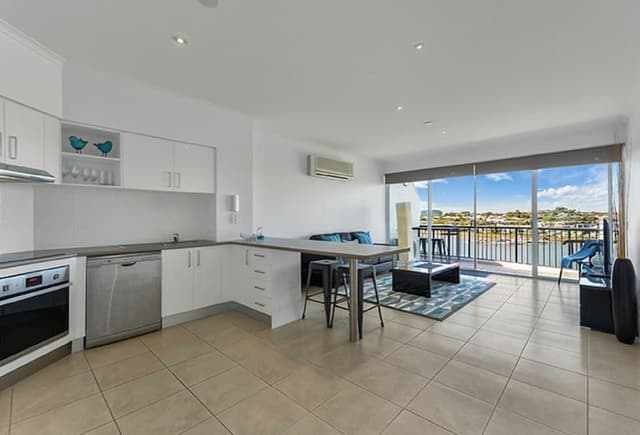 Apartment, 1 Bedroom (River View)
