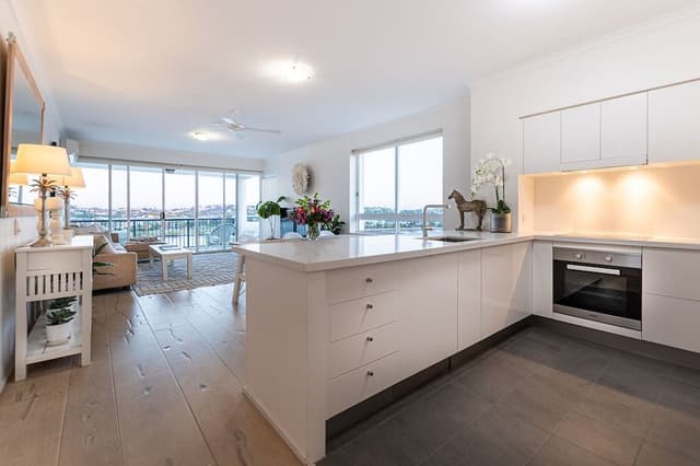 Apartment Suite, 2 Bedrooms (River View)