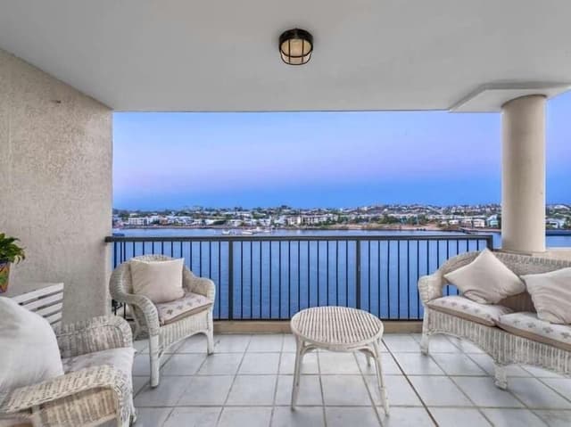 Apartment Suite, 2 Bedrooms (River View)