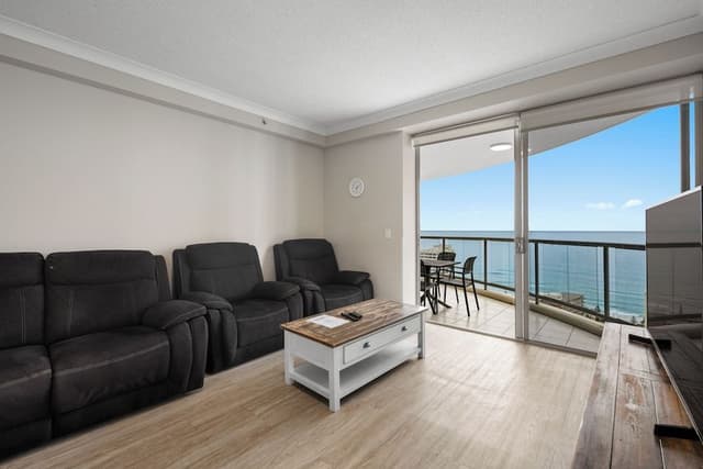 Lvl 25 Ocean View 3 Bedroom Apartment