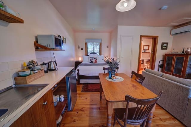 Ardlie Studio Cottage