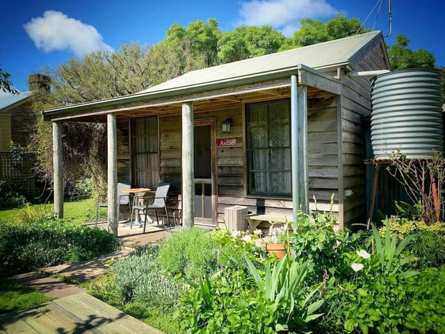 Ardlie Studio Cottage