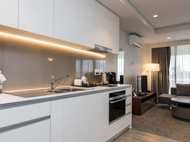 2 Bedroom Lyndhurst Suite (Balcony)