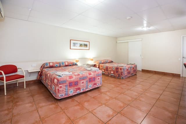 Deluxe Double or Twin Room, Disability Access