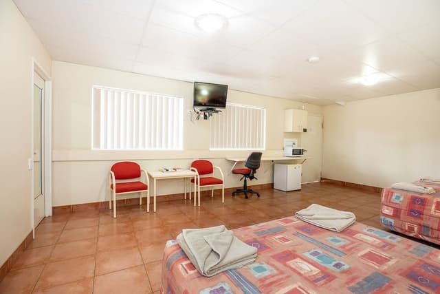 Deluxe Double or Twin Room, Disability Access