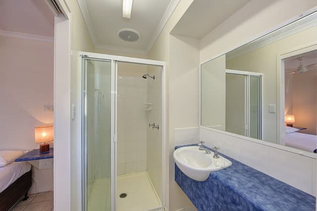 Economy Studio Cabin