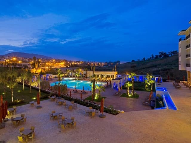 Deluxe Double Room with Pool and Medina View