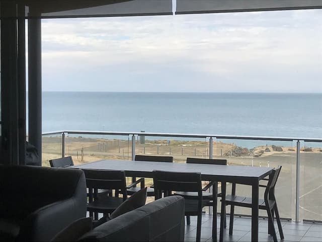 Luxury Apartment, 4 Bedrooms, Balcony, Ocean View (36)