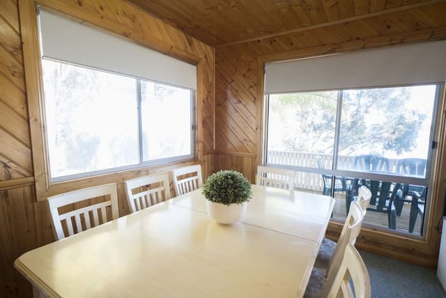 Family Cottage, 4 Bedrooms (Reflections)