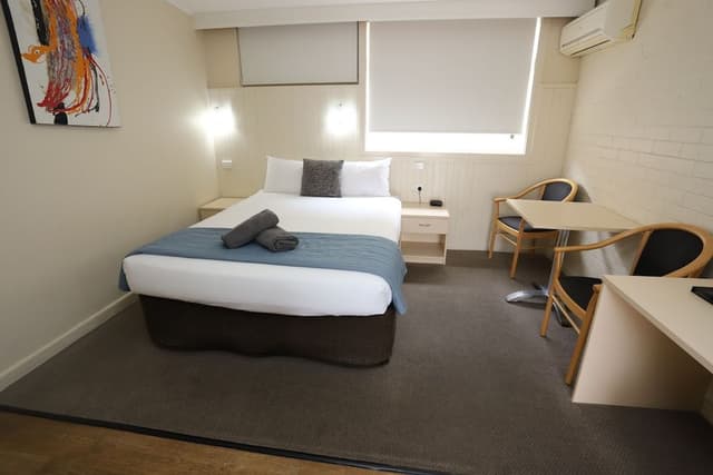 Executive Room, 1 Queen Bed, Non Smoking (Not Pet Friendly)