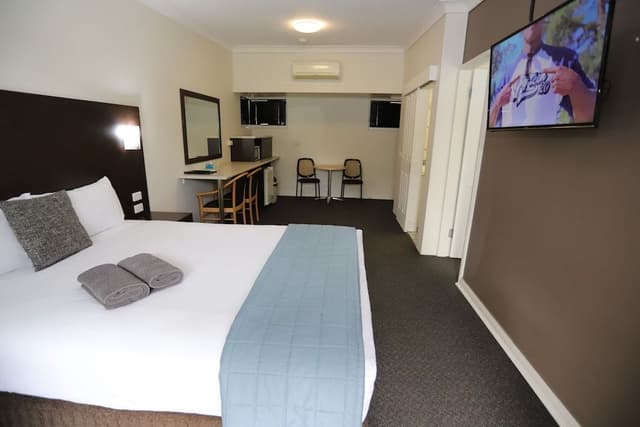2Bdrm Suite - Non Pet Friendly