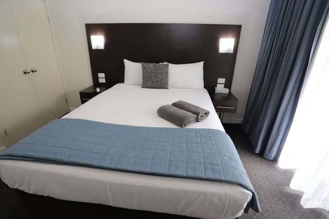 2Bdrm Suite - Non Pet Friendly