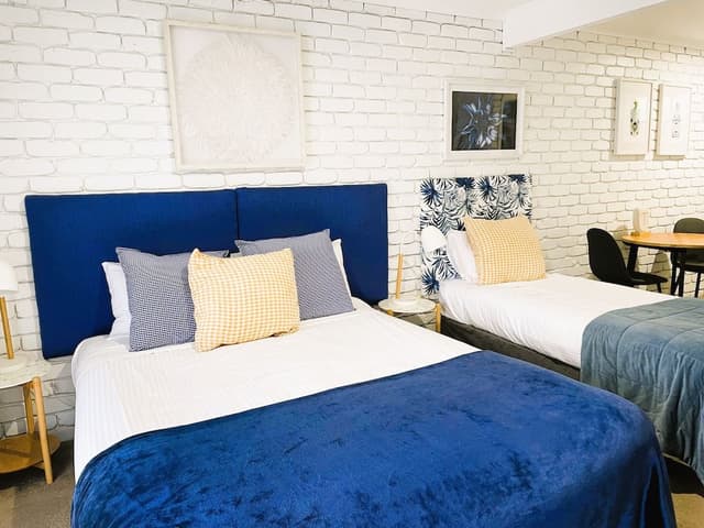 Deluxe Double or Twin Room, Multiple Beds, Kitchenette