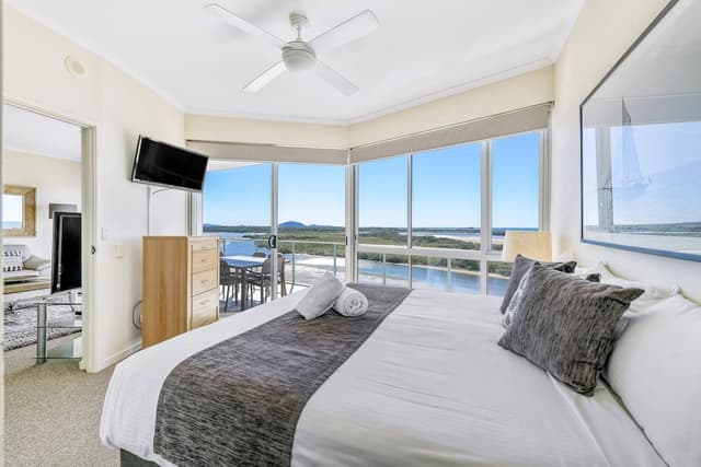 2 BR Premium Water View