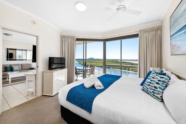 1 BR Premium Water View