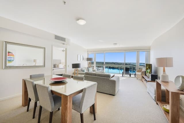 1 BR Premium Water View