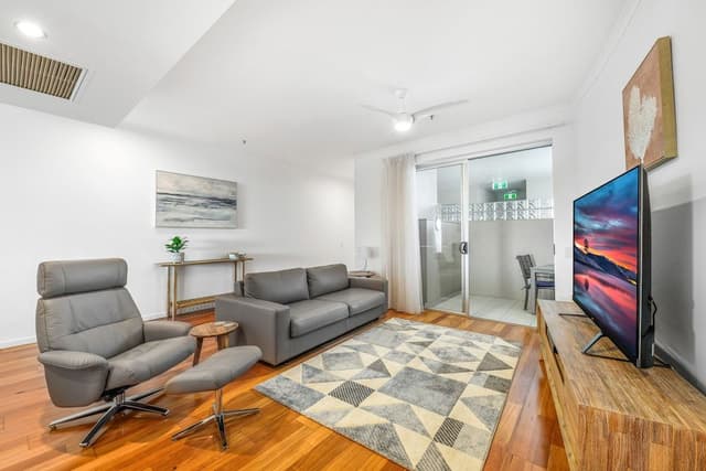 1 BR Premium Water View
