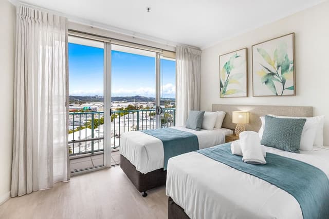 1 BR Premium Water View