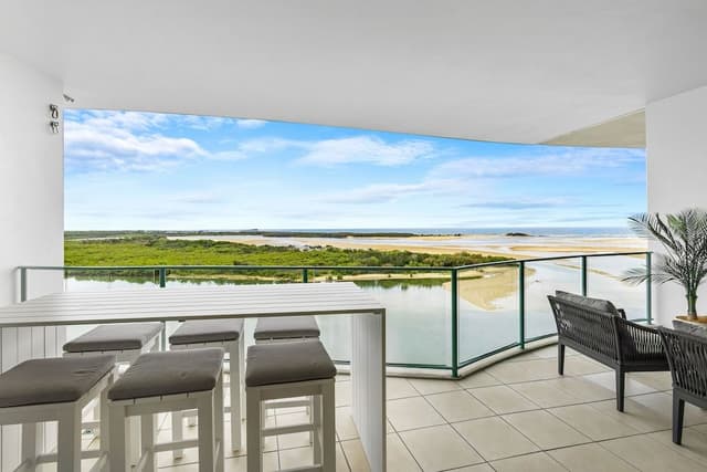1 BR Premium Water View