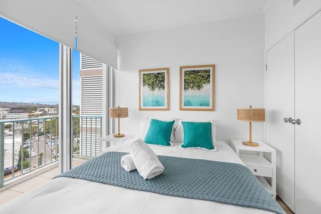 1 BR Premium Water View