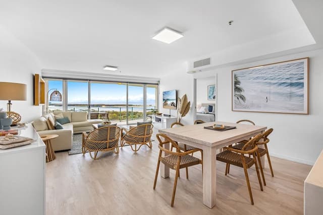 1 BR Premium Water View