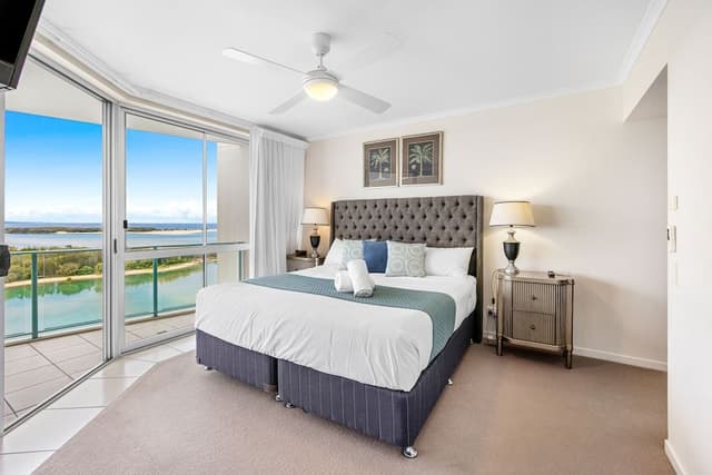 1 BR Premium Water View