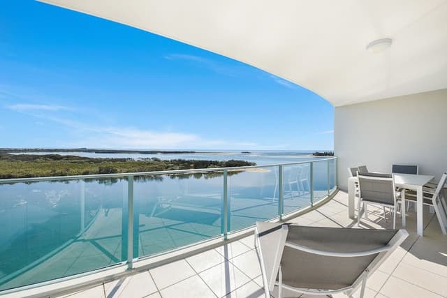1 BR Premium Water View