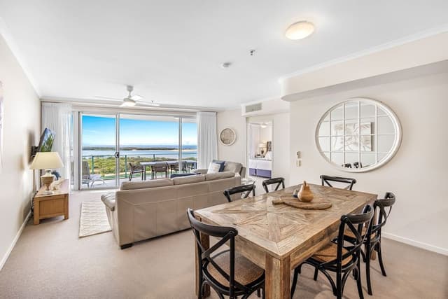 1 BR Premium Water View