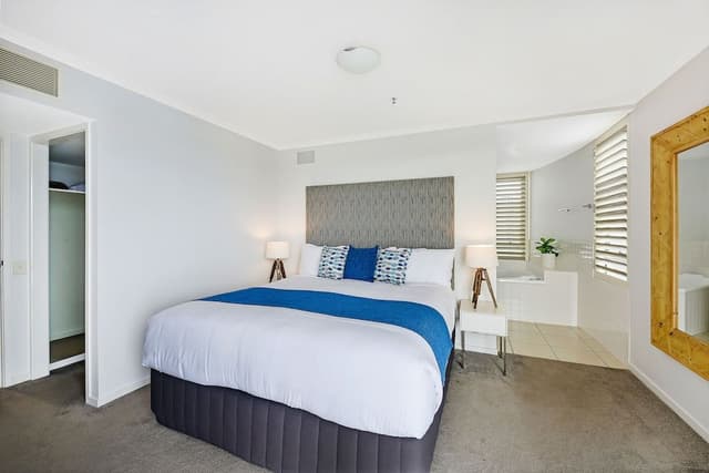 1 BR Premium Water View