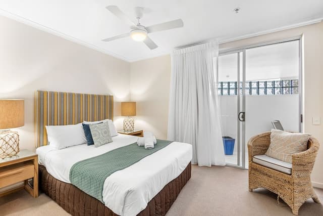 1 BR Premium Water View