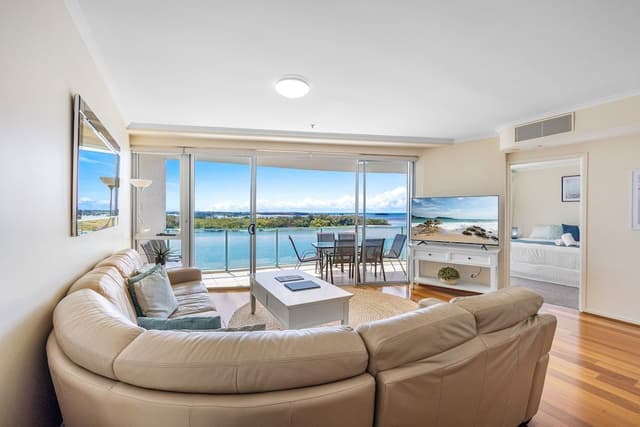 2 BR Premium Water View