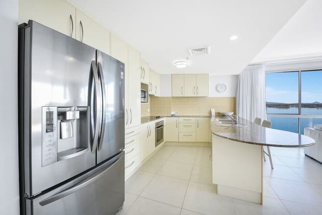 1 BR Premium Water View