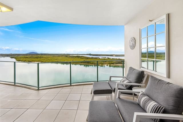 1 BR Premium Water View