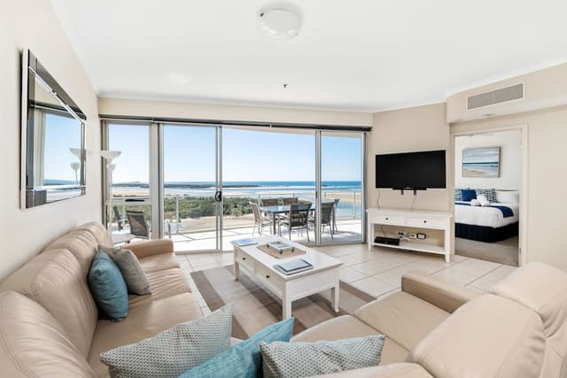 1 BR Premium Water View
