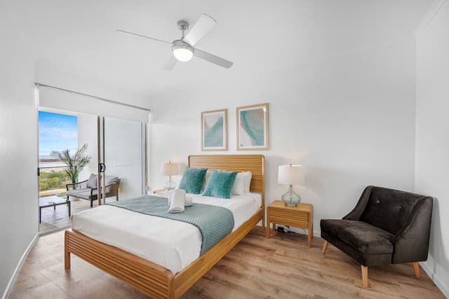 1 BR Premium Water View