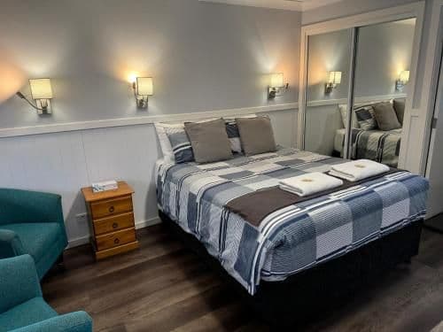 Queen Room