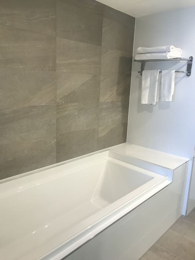Junior Suite, 1 King Bed, Club Lounge Access