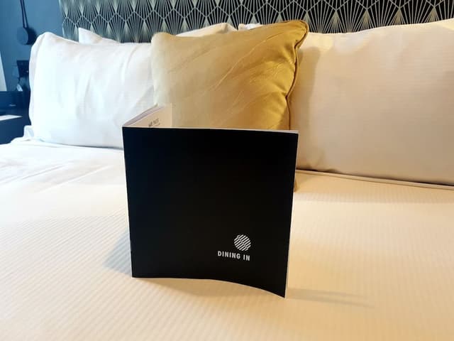 Deluxe Room, 1 King Bed, Club Lounge Access (Executive)