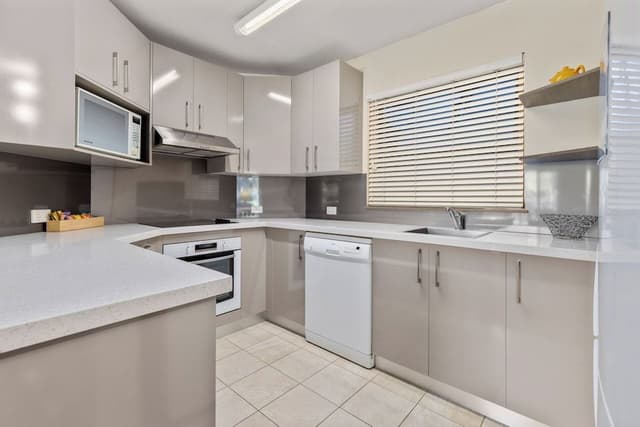 Three Bedroom Apartment with Spa
