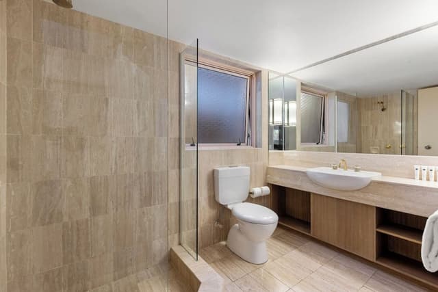 Three Bedroom Apartment with Spa
