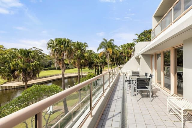 Three Bedroom Apartment with Spa