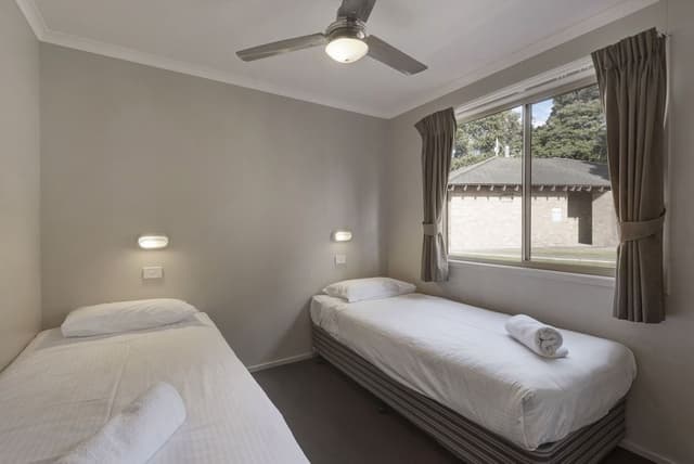 Deluxe 3 Bedroom Cabin