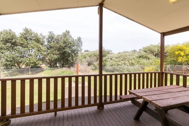 Deluxe 2 Bedroom Cabin