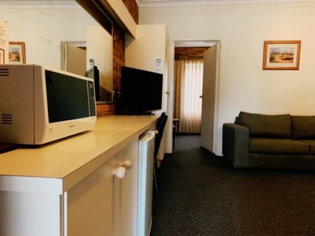 Family Room, 1 Queen Bed